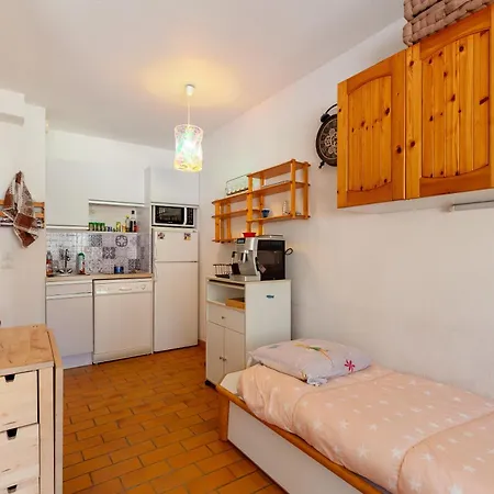Studio Sanary ساناري سور مير